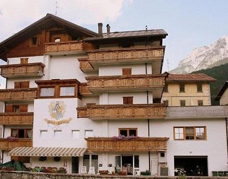 Hotel Villanova Santo Stefano Di Cadore Bagian luar foto