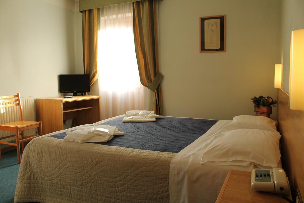 Hotel Villanova Santo Stefano Di Cadore Bagian luar foto