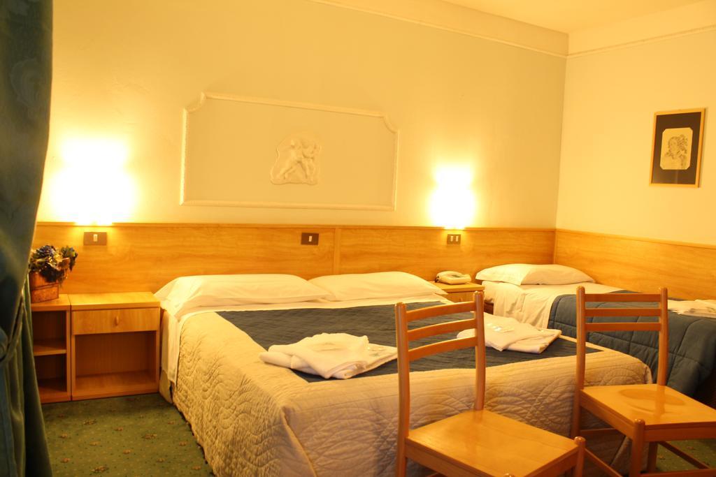 Hotel Villanova Santo Stefano Di Cadore Bagian luar foto